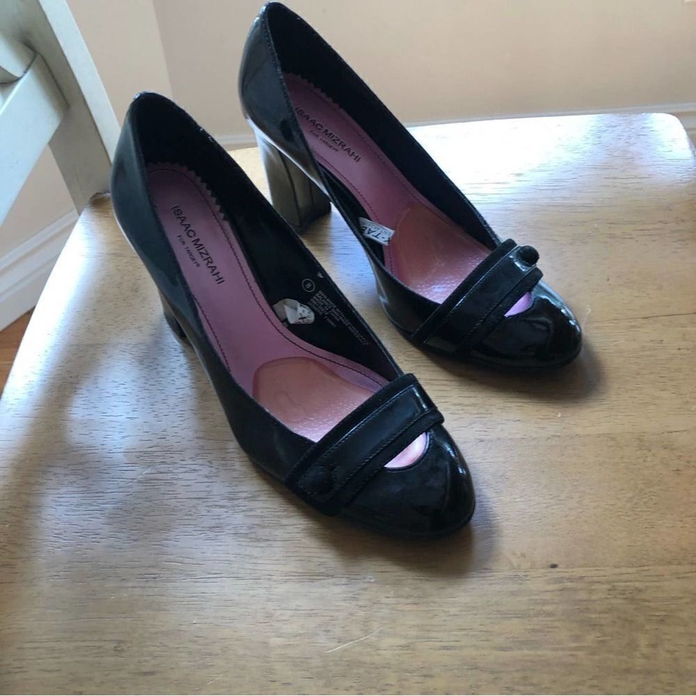 Isaac Mizrahi Womens Jasmine Size 8 Black Slip On 3" Heel Pumps. Like new.